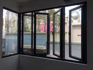 Cửa sổ mở quay 4 cánh